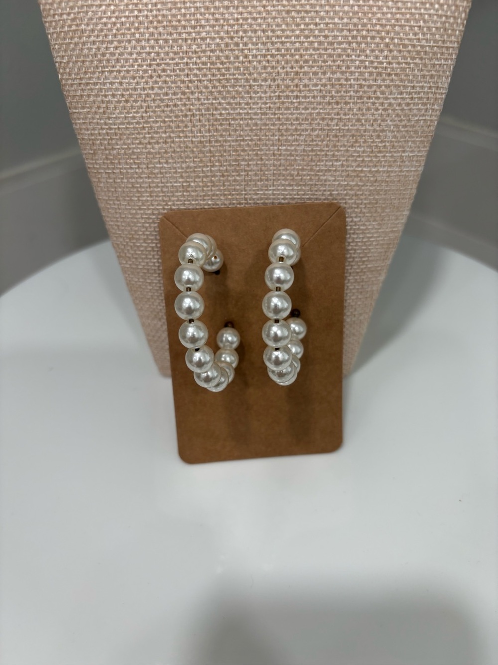 Pearl Beaded Hoop Earrings - White Pearlescent